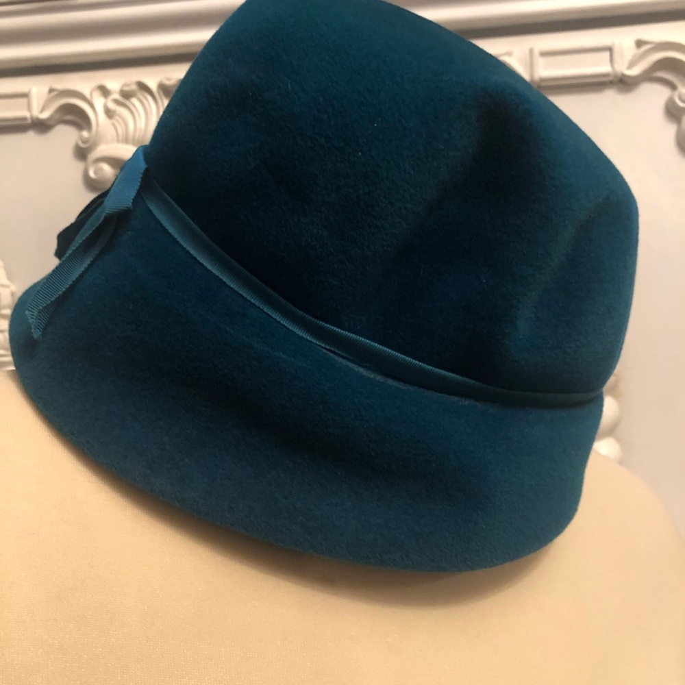 Vintage Hat - Picture 2 of 4